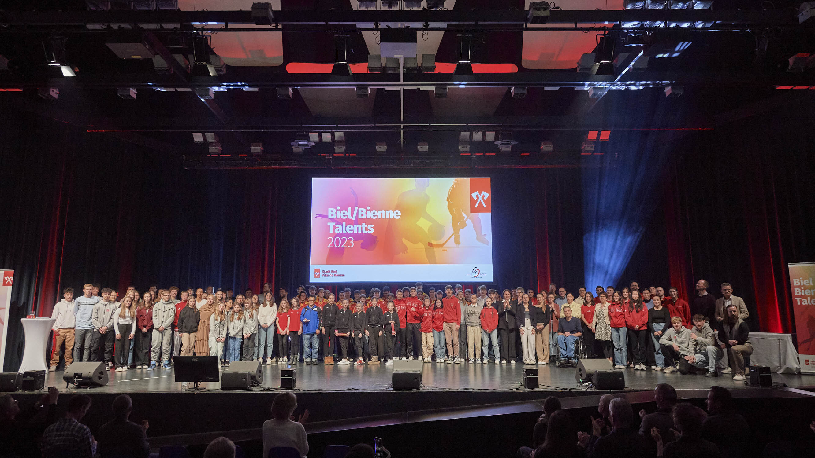 Biel/Bienne Talents 2023 - Foto mit allen Preisträgerinnen und Preisträgern